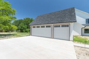 LaRue Custom Homes - exterior design