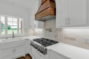 LaRue Custom Homes - kitchen design