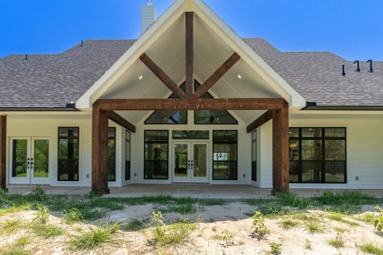LaRue Custom Homes - exterior design