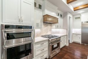 custom home kitchen