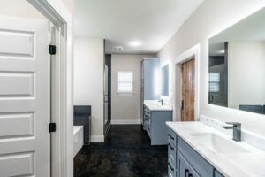 McRay Family custom home - bathroom