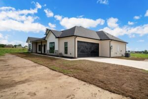 LaRue Custom Homes - luxury exterior design