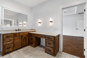 Custom Bathroom - FM 275 new house built by LaRue Custom Homes