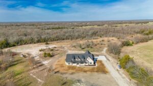 LaRue Custom Homes - luxury interior design