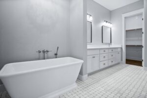 maser bath with tub